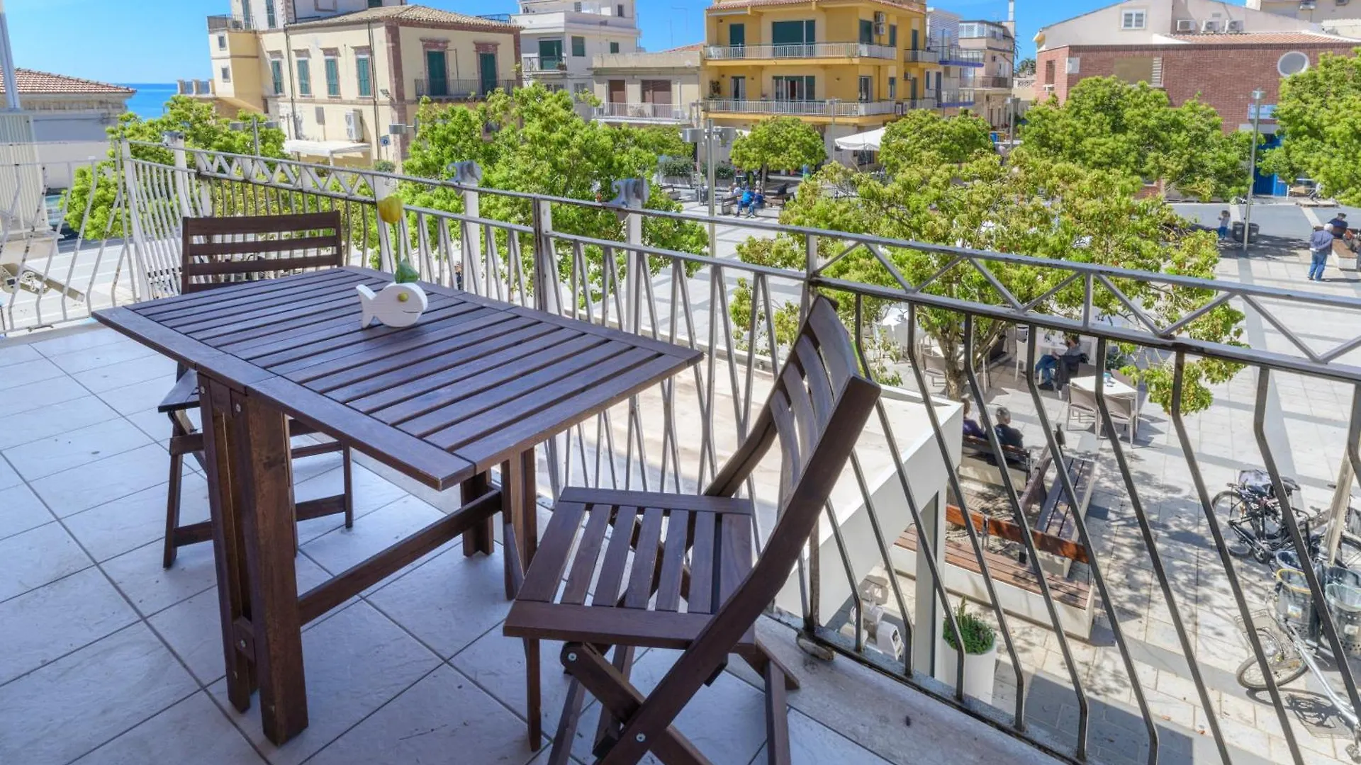 Talete, Appartamento In Centro A 40 Mt Dalla Spiaggia - Pomelia location