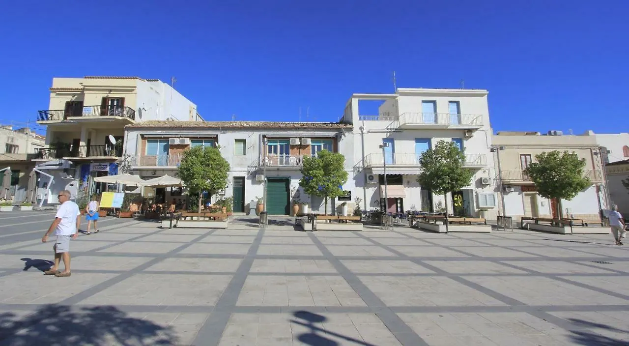 Talete, Appartamento In Centro A 40 Mt Dalla Spiaggia - Pomelia Marina di Ragusa Italie