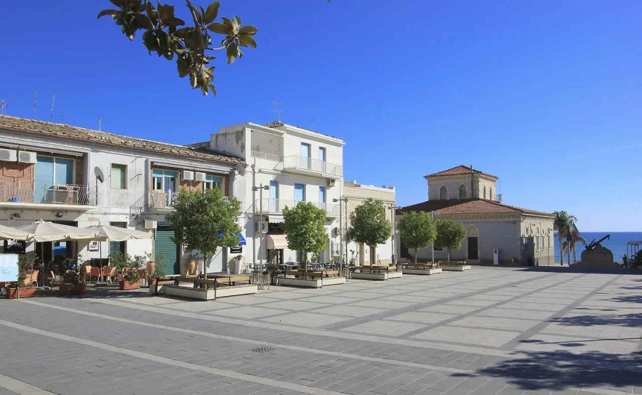Talete, Appartamento In Centro A 40 Mt Dalla Spiaggia - Pomelia Marina di Ragusa Appartement